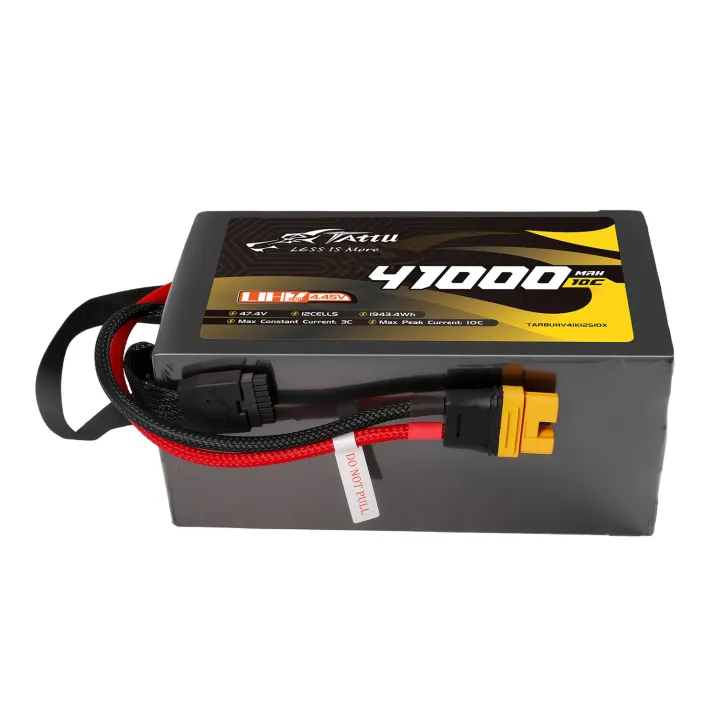Tattu 41000 mAh 12S 10C UHV 47,4 V LiPo-Akku mit AS150U-F-Anschluss