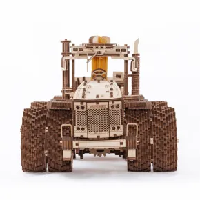 MagicHolz Kirovets K-7M Traktor mit Anhänger